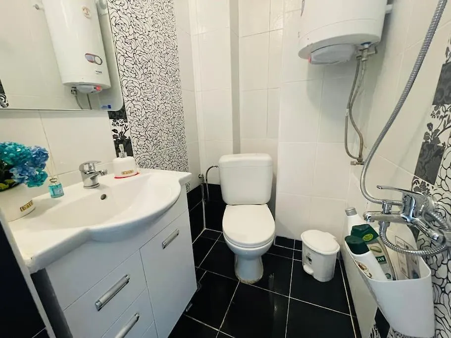 Apartment By The Sea - Central With Free Parking Varna Bulgaria
