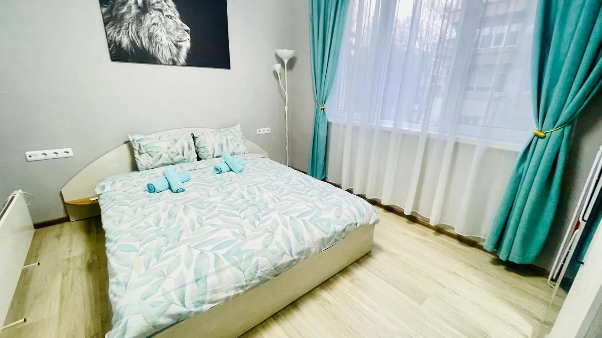 By The Sea - Central With Free Parking Varna Bulgaria